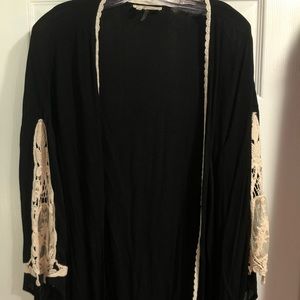 NWOT Black/Cream Crocheted Overlay